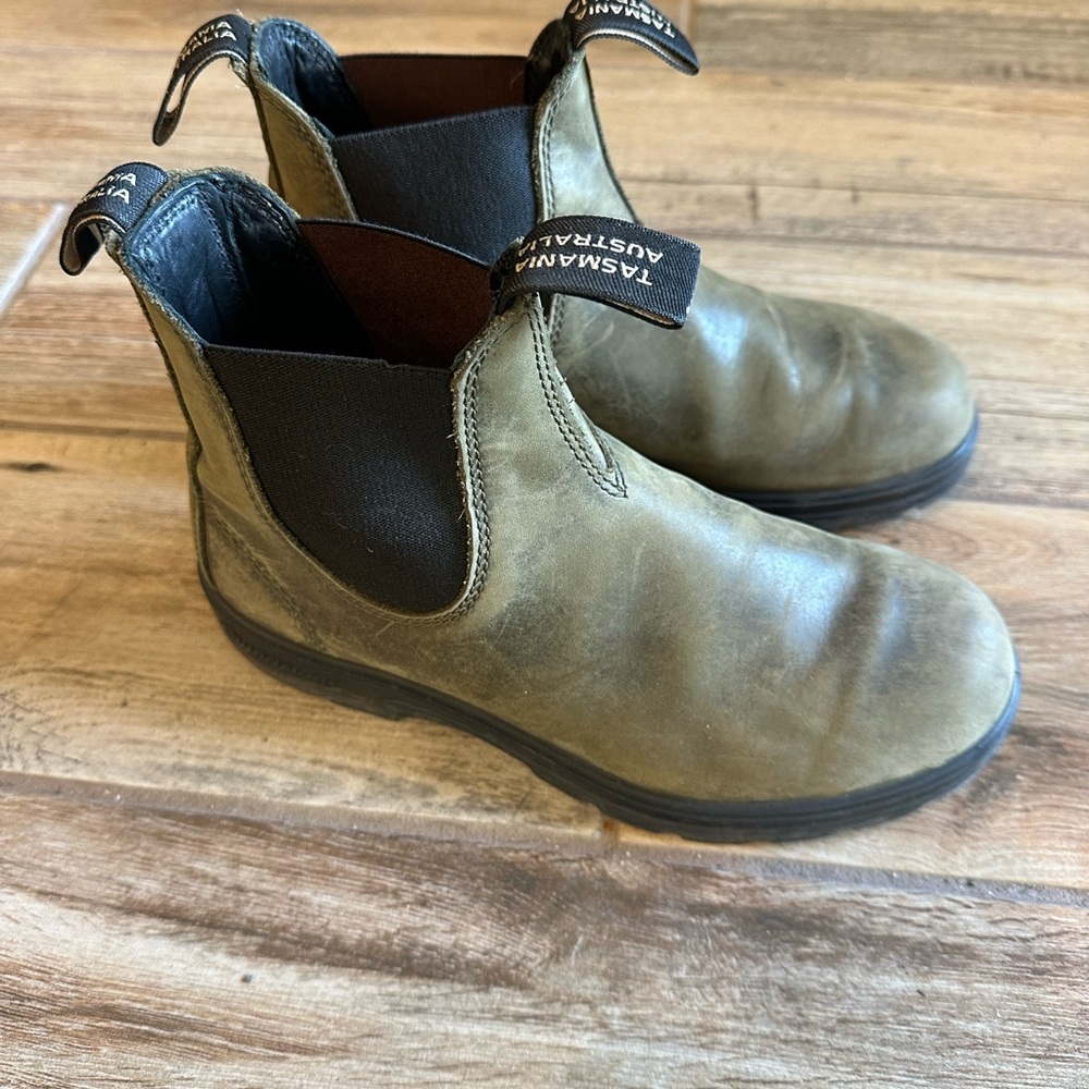 Tasmania Australia Brown Leather Boots